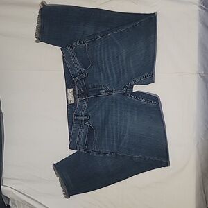 FREE PEOPLE Distressed Cropped Capri Jeans Low Rise Size W28